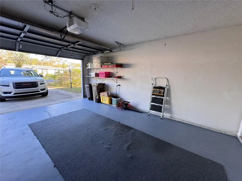 25527 Oak Alley Leesburg FL 34748