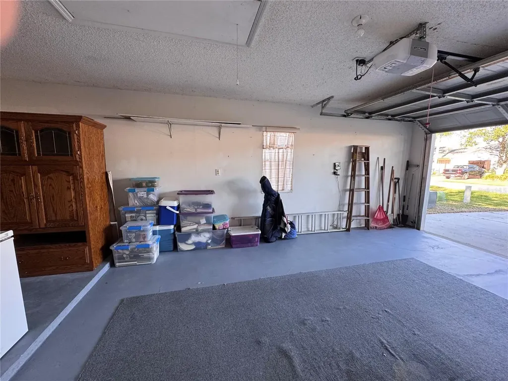 25527 Oak Alley Leesburg FL 34748