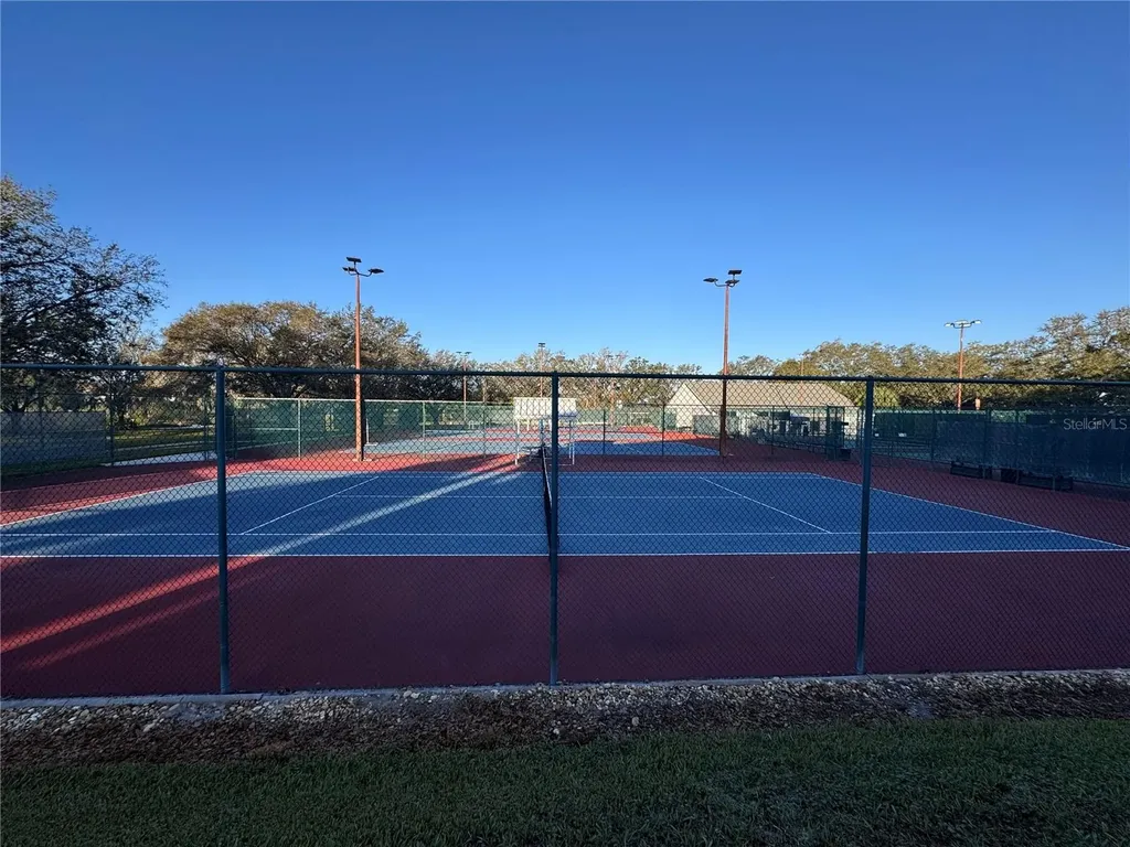 25527 Oak Alley Leesburg FL 34748