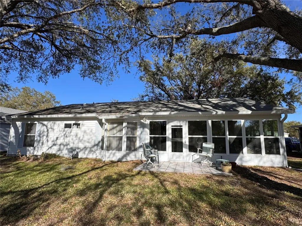 25527 Oak Alley Leesburg FL 34748