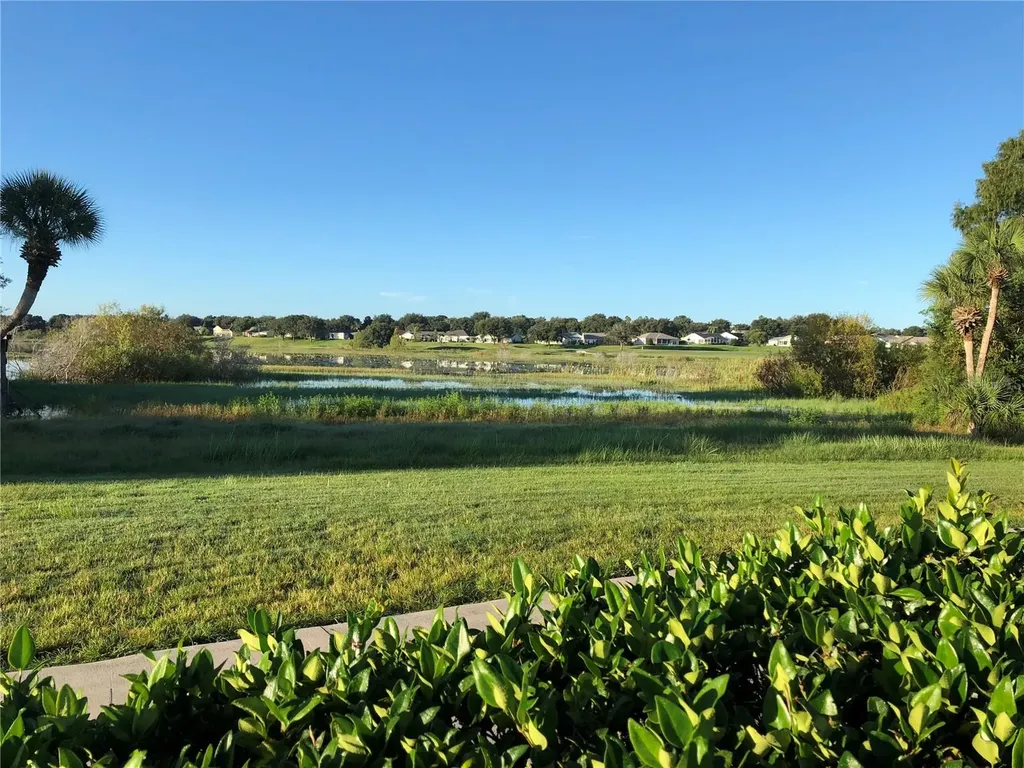 25527 Oak Alley Leesburg FL 34748