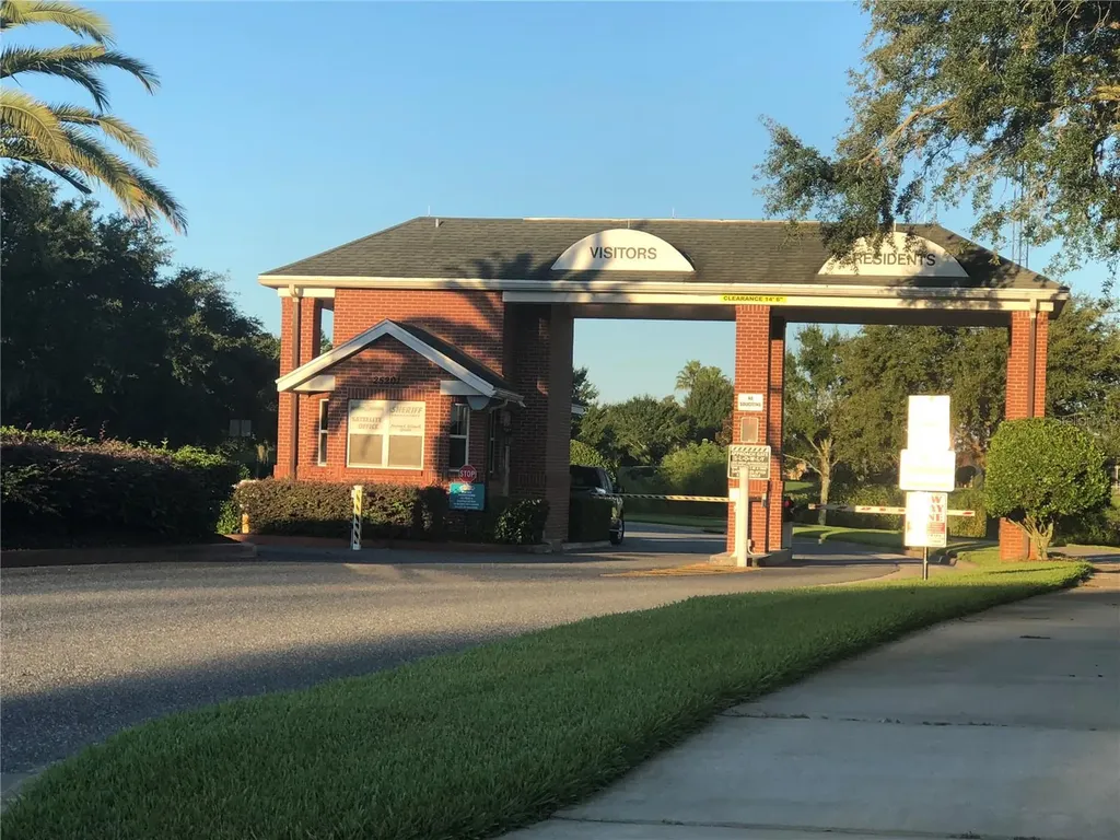 25527 Oak Alley Leesburg FL 34748