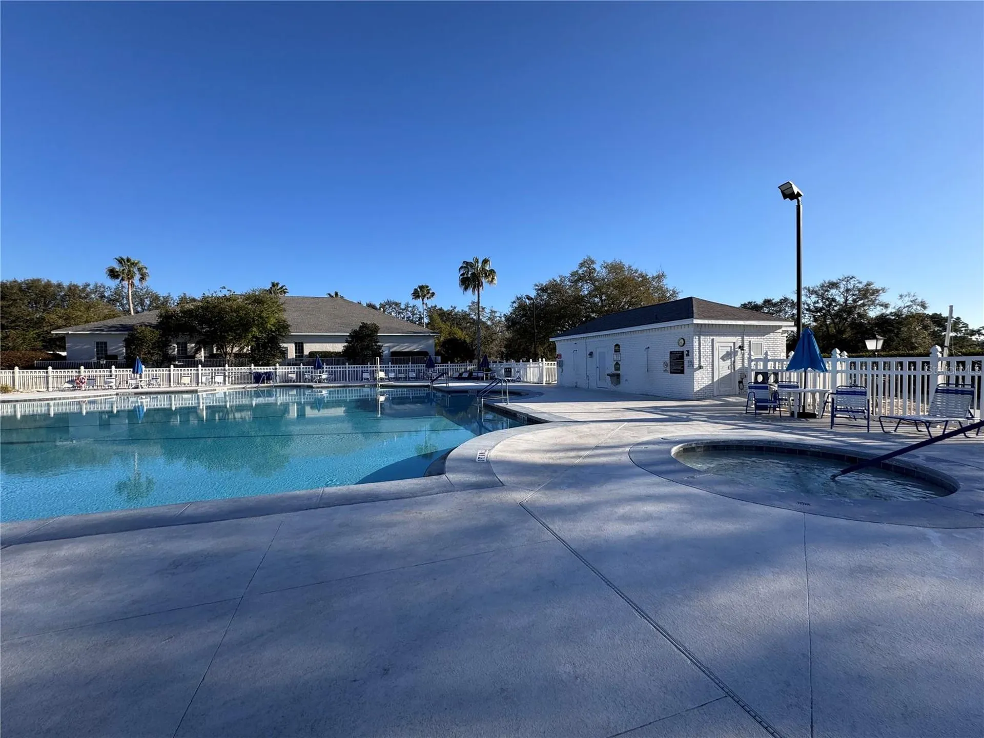 25527 Oak Alley Leesburg FL 34748