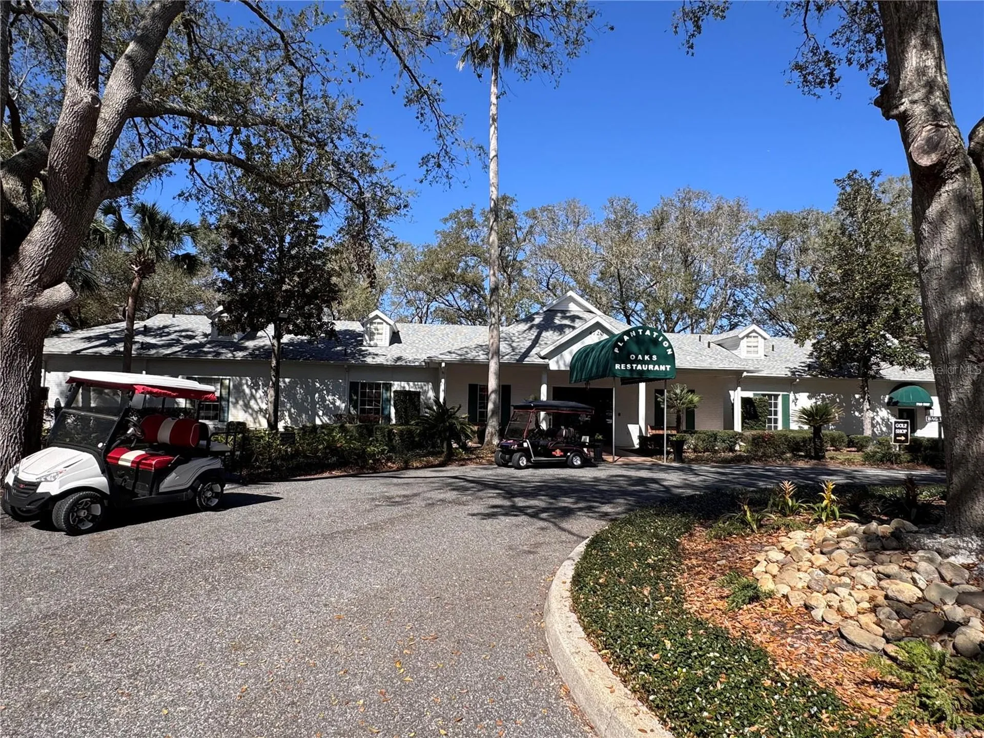 25527 Oak Alley Leesburg FL 34748