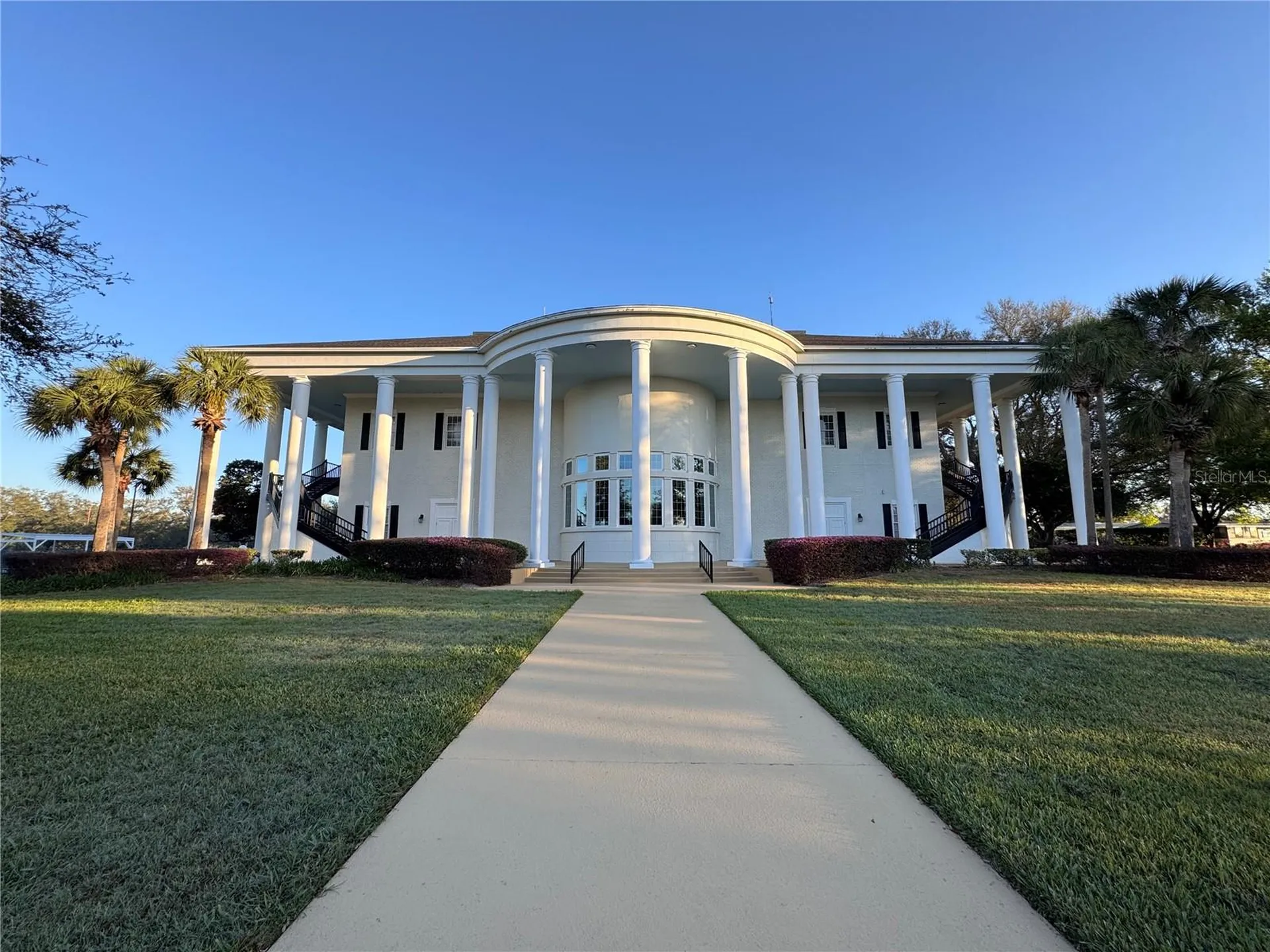 25527 Oak Alley Leesburg FL 34748