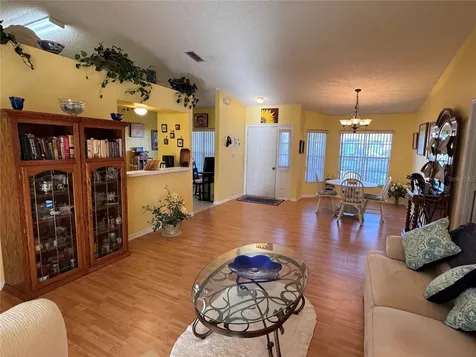 25527 Oak Alley Leesburg FL 34748