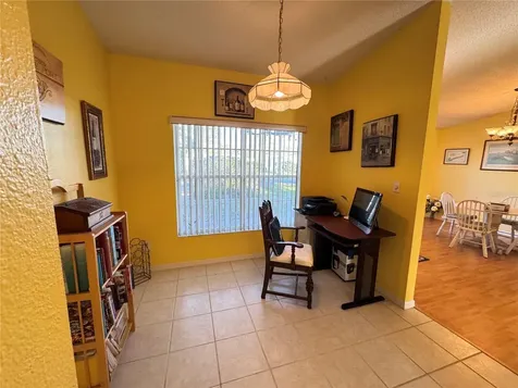 25527 Oak Alley Leesburg FL 34748