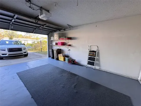25527 Oak Alley Leesburg FL 34748