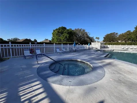 25527 Oak Alley Leesburg FL 34748