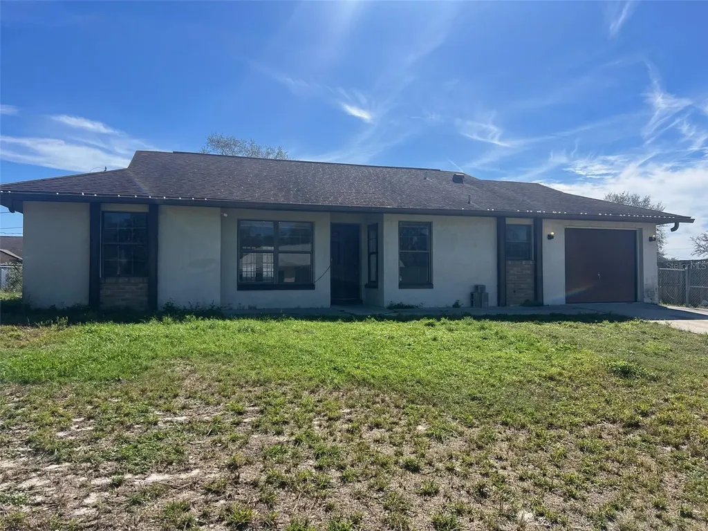 925 Roswell Terrace Deltona FL 32738