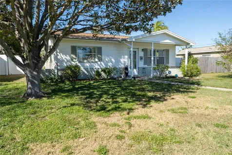 5221 4th Avenue N St Petersburg FL 33710