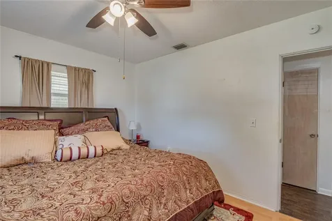 5221 4th Avenue N St Petersburg FL 33710