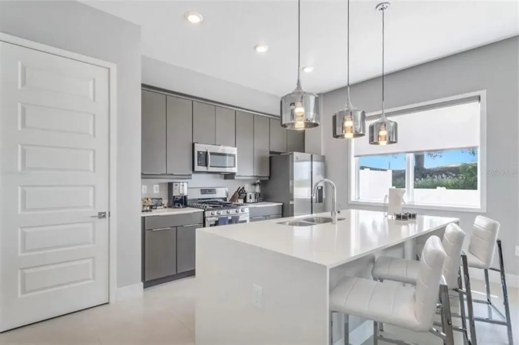 7760 Sandy Ridge Drive Reunion FL 34747