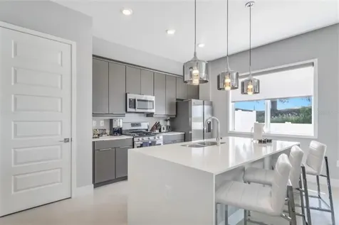 7760 Sandy Ridge Drive Reunion FL 34747
