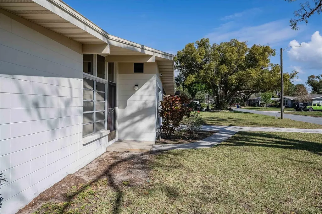 1831 Staunton Avenue Lakeland FL 33803