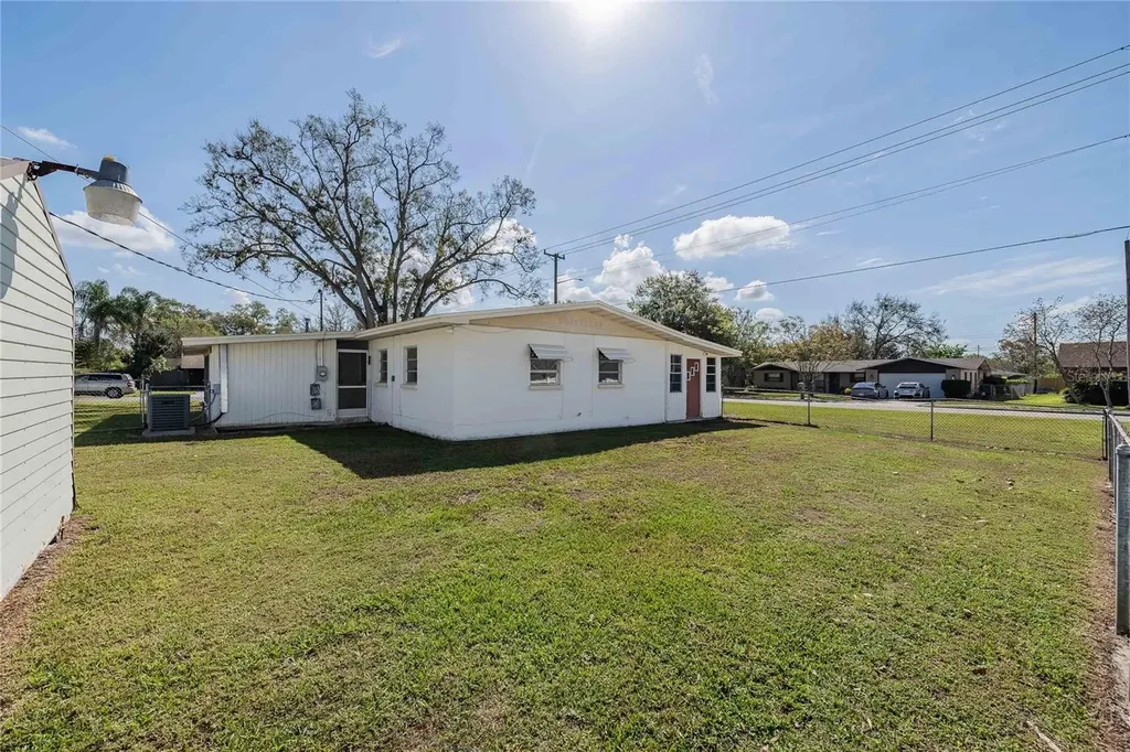 1831 Staunton Avenue Lakeland FL 33803
