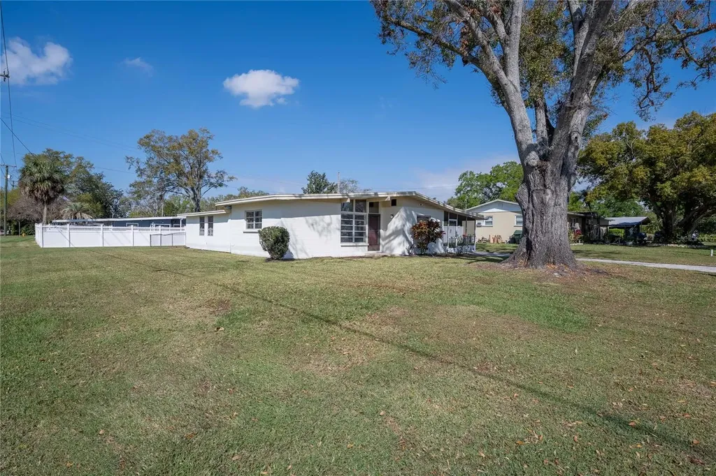 1831 Staunton Avenue Lakeland FL 33803