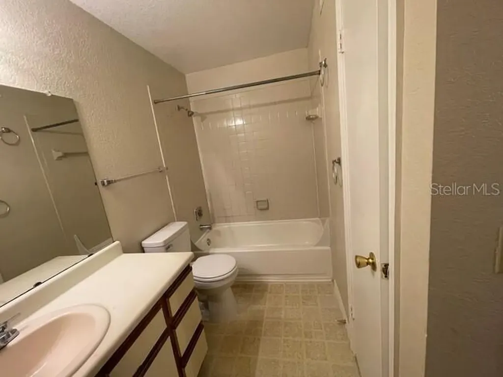 1021 S Hiawassee Road Orlando FL 32835