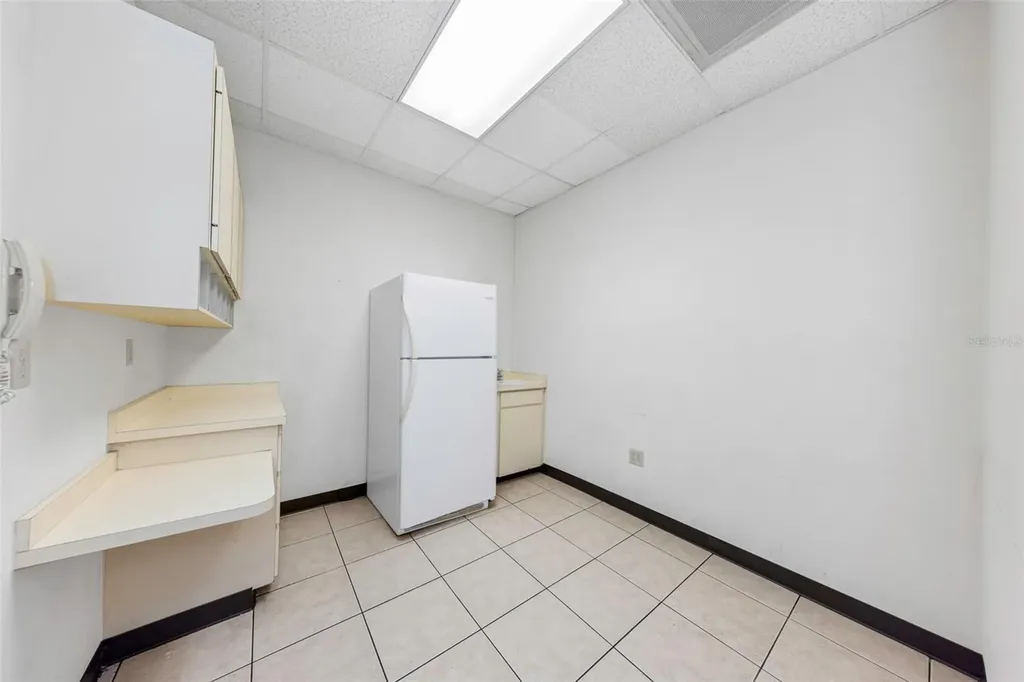 655 N Indiana Avenue Englewood FL 34223