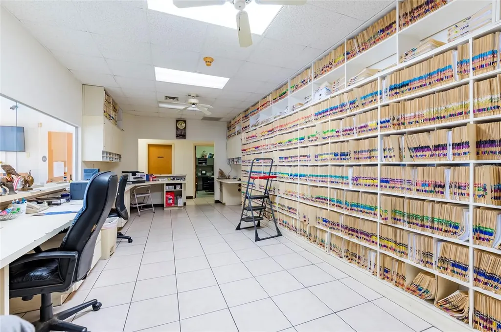 655 N Indiana Avenue Englewood FL 34223