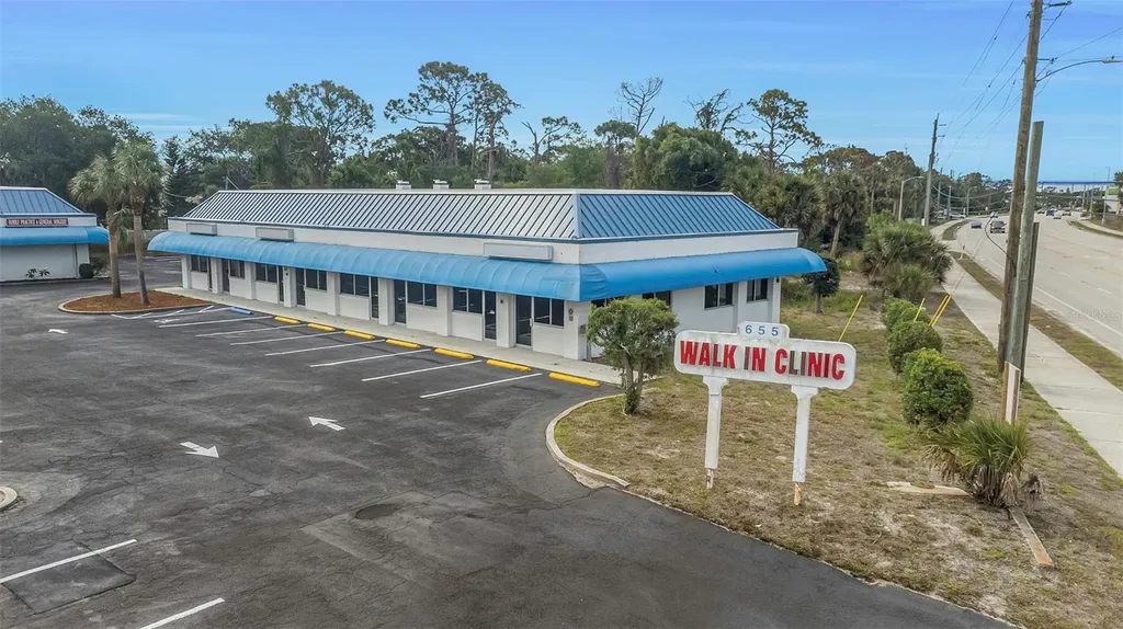 655 N Indiana Avenue Englewood FL 34223