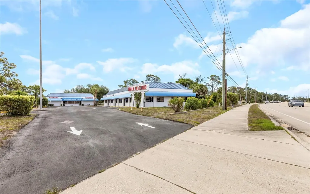 655 N Indiana Avenue Englewood FL 34223
