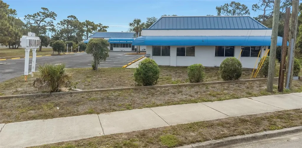 655 N Indiana Avenue Englewood FL 34223