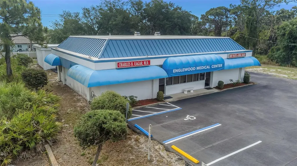 655 N Indiana Avenue Englewood FL 34223