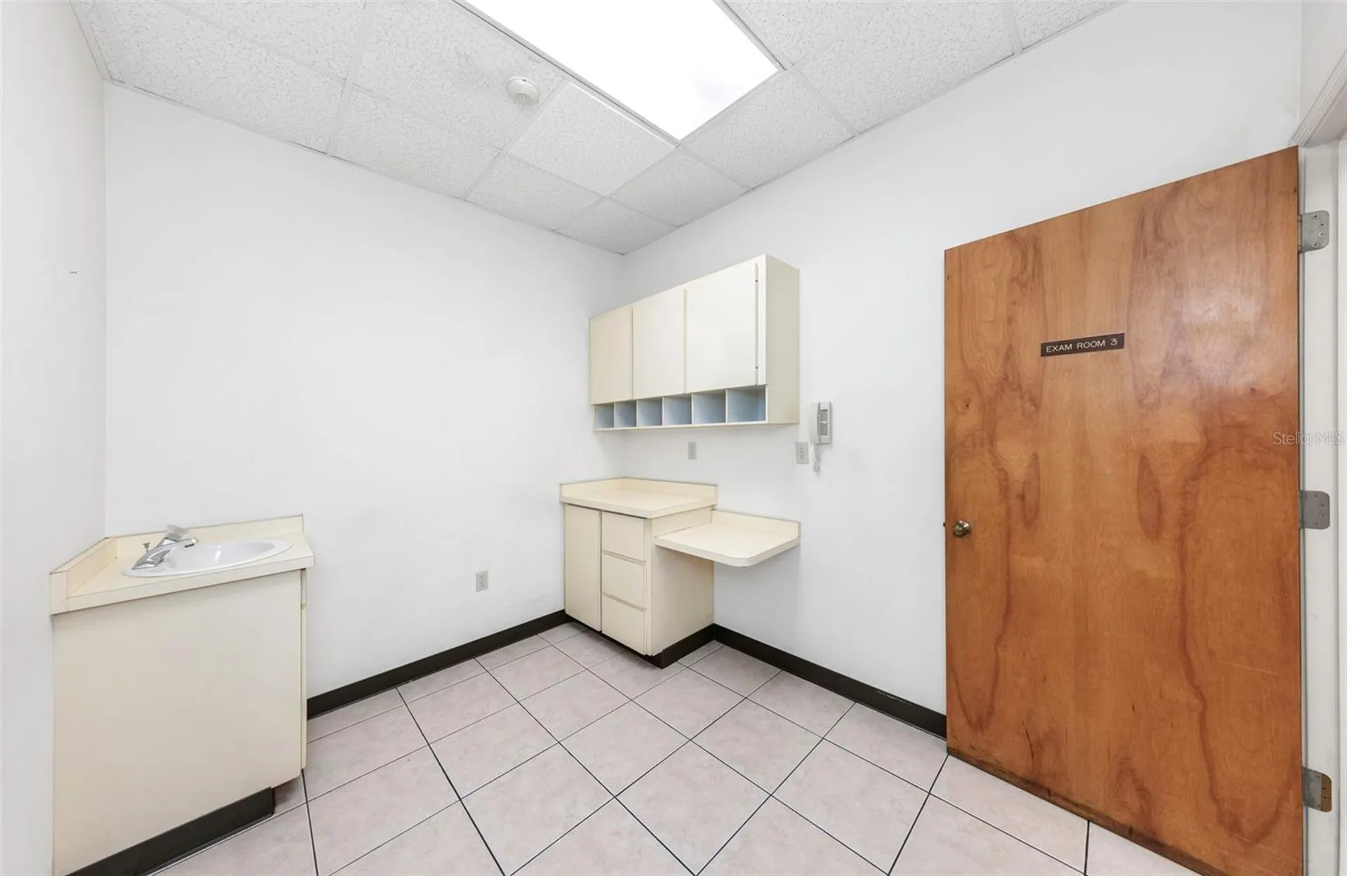 655 N Indiana Avenue Englewood FL 34223