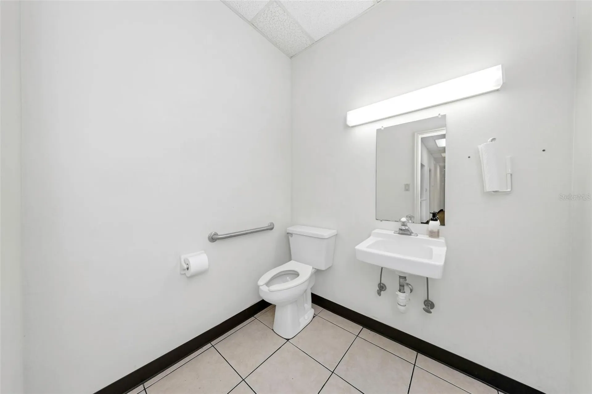 655 N Indiana Avenue Englewood FL 34223