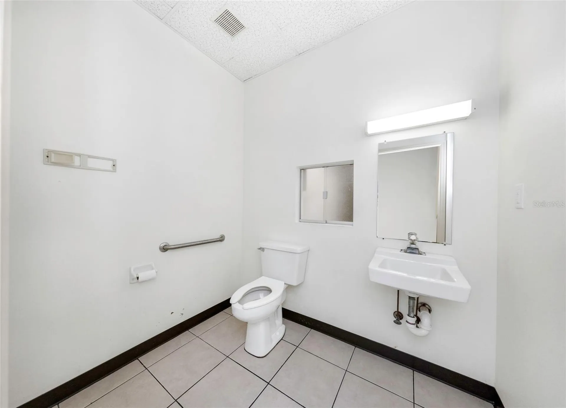 655 N Indiana Avenue Englewood FL 34223