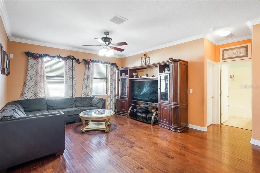 20427 Carolina Cherry Court Tampa FL 33647