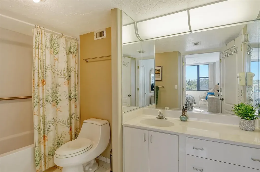 5855 Midnight Pass Road Sarasota FL 34242