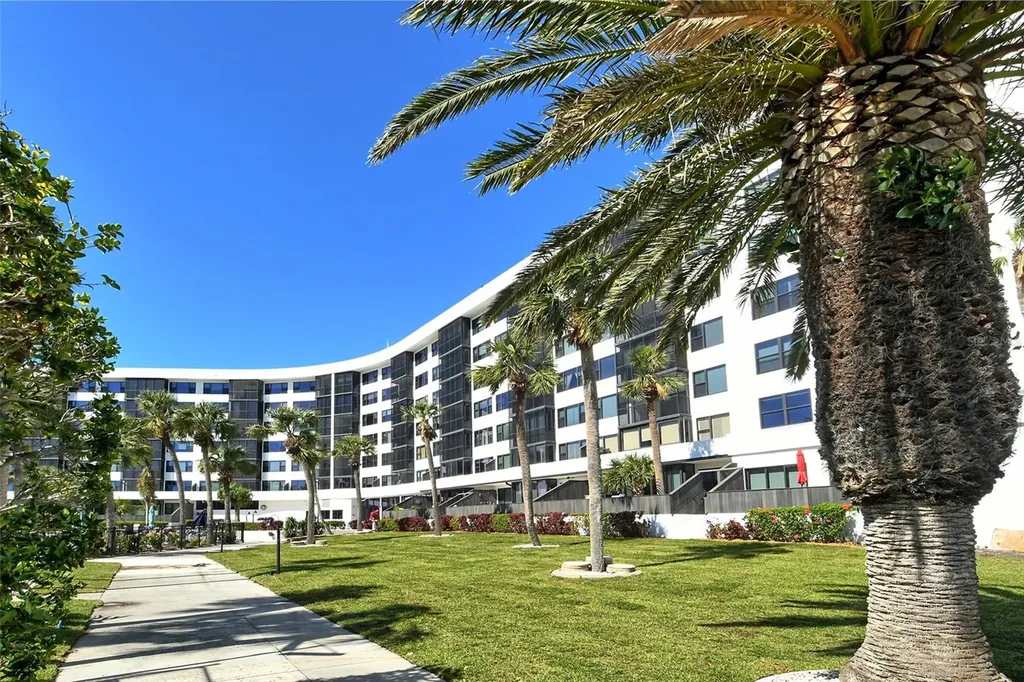 5855 Midnight Pass Road Sarasota FL 34242