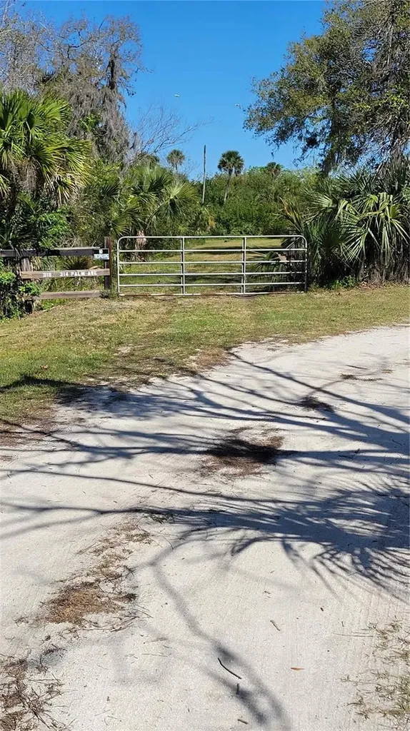 318 Palm Avenue Oak Hill FL 32759