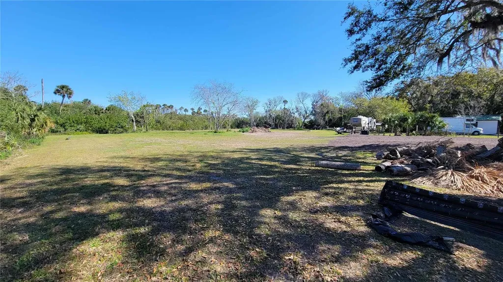 318 Palm Avenue Oak Hill FL 32759