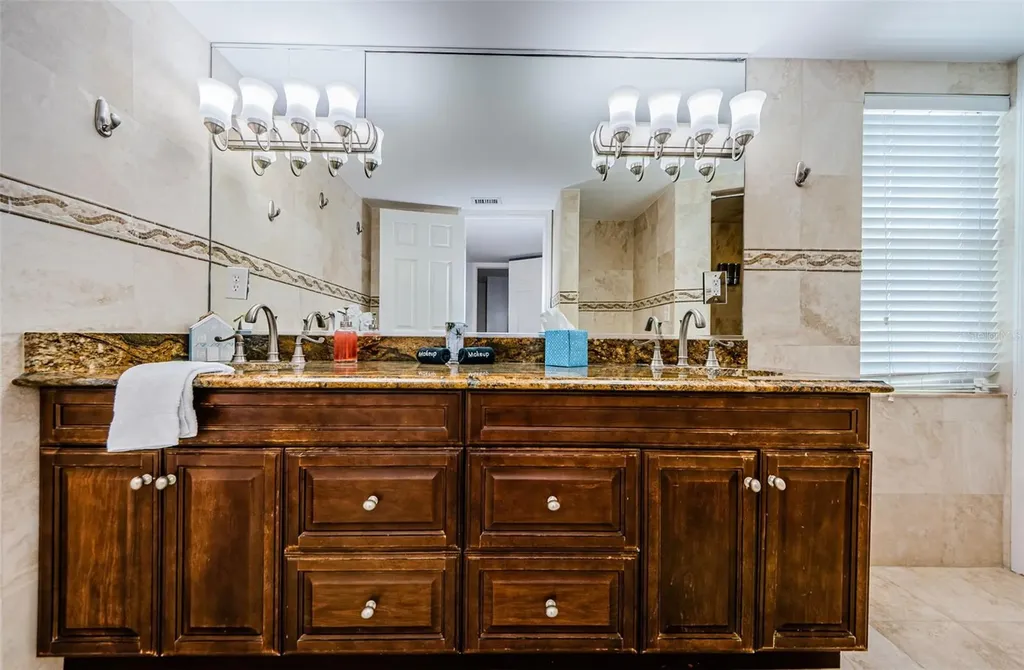 479 E Shore Drive Clearwater FL 33767