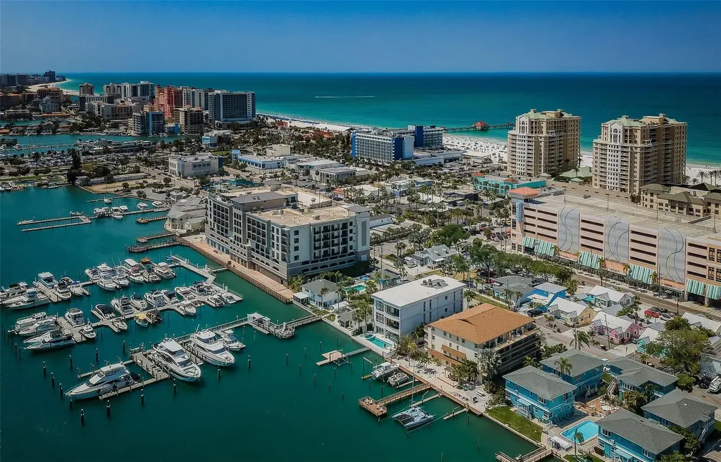 479 E Shore Drive Clearwater FL 33767