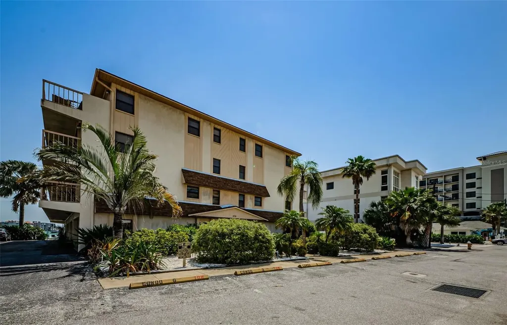 479 E Shore Drive Clearwater FL 33767