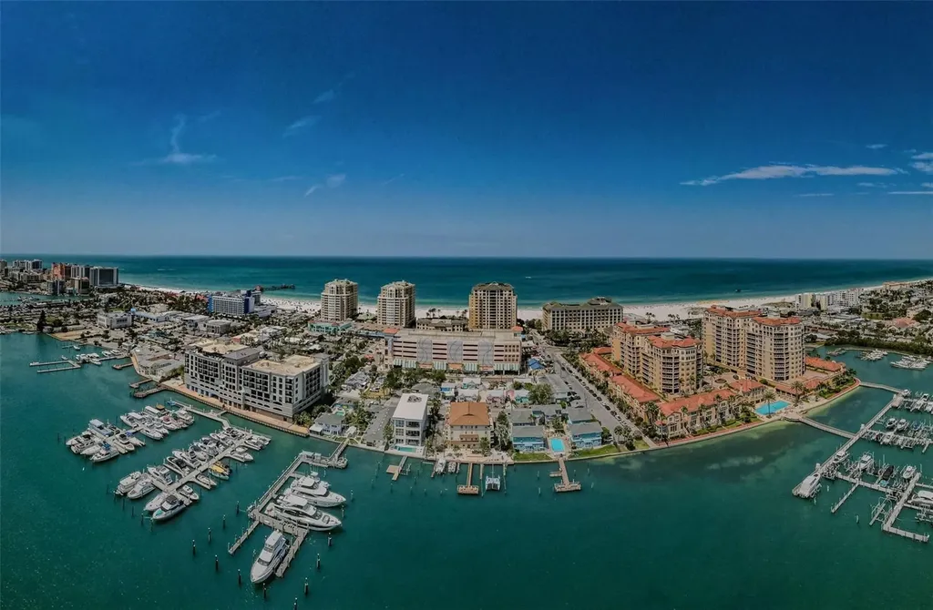 479 E Shore Drive Clearwater FL 33767