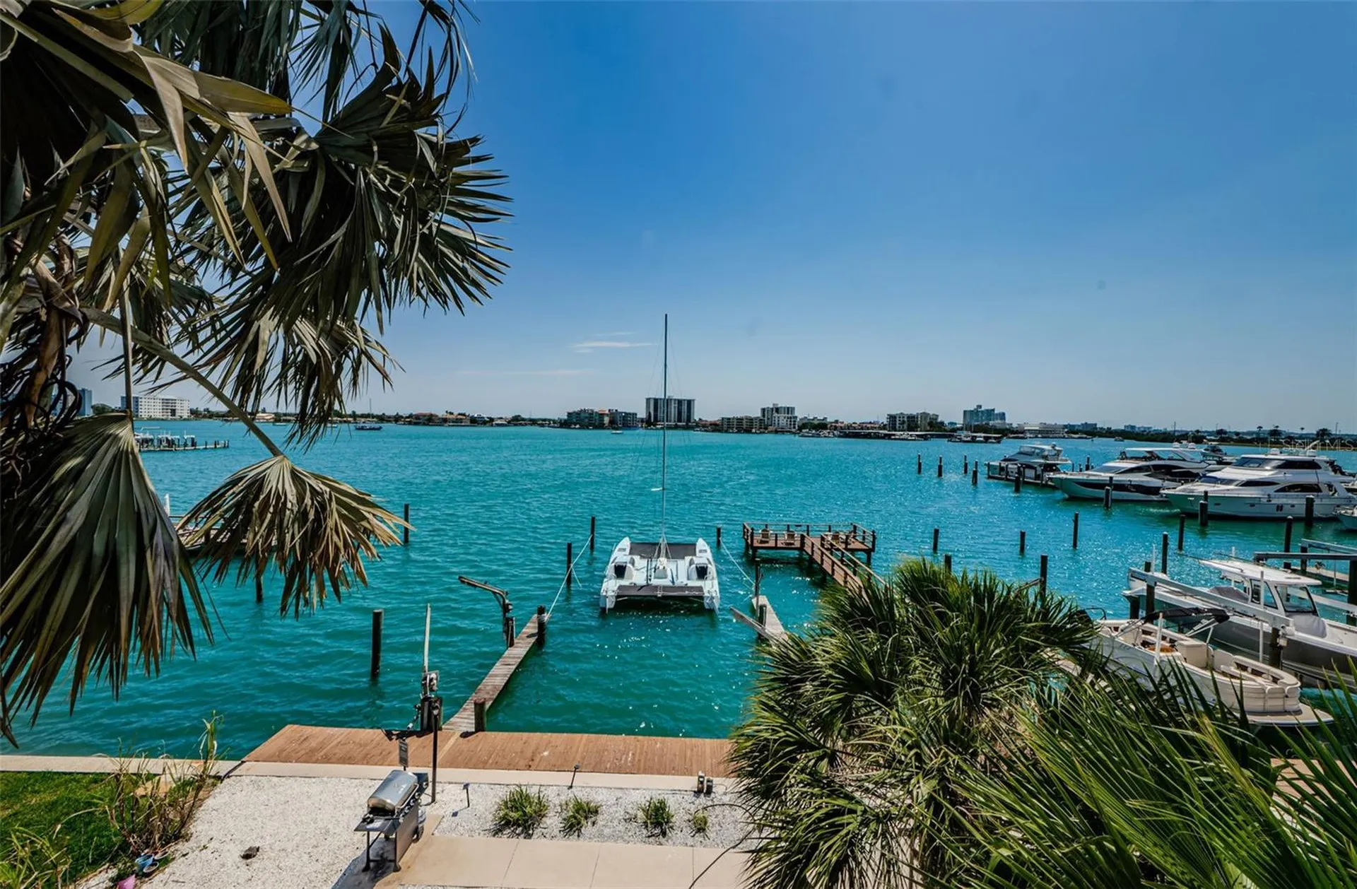479 E Shore Drive Clearwater FL 33767
