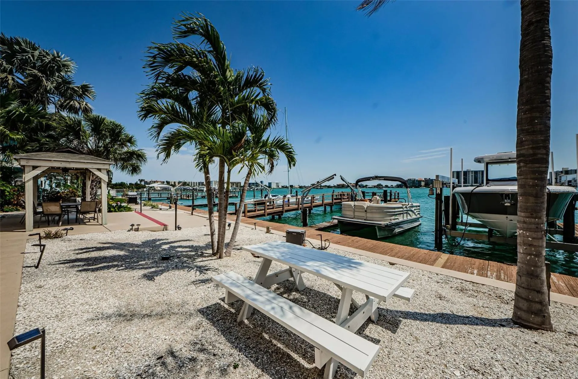 479 E Shore Drive Clearwater FL 33767