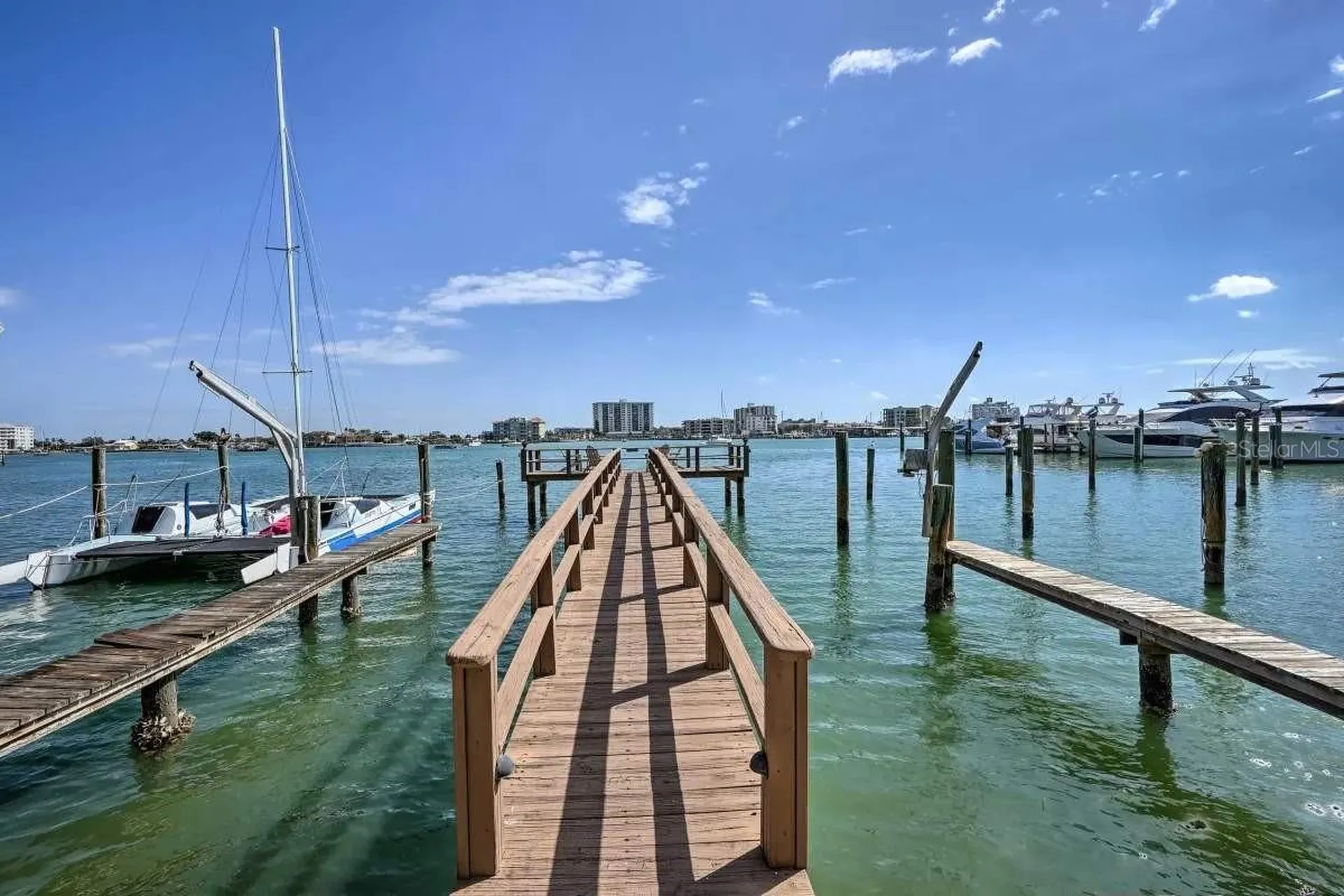479 E Shore Drive Clearwater FL 33767