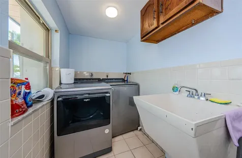 479 E Shore Drive Clearwater FL 33767