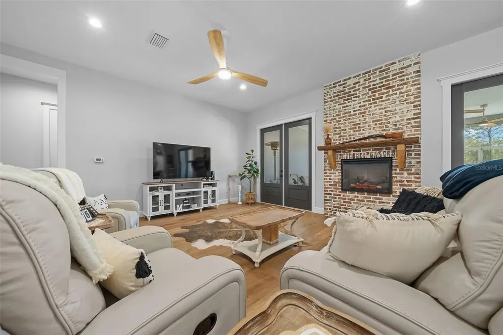 11707 SE 101st Court Road Belleview FL 34420
