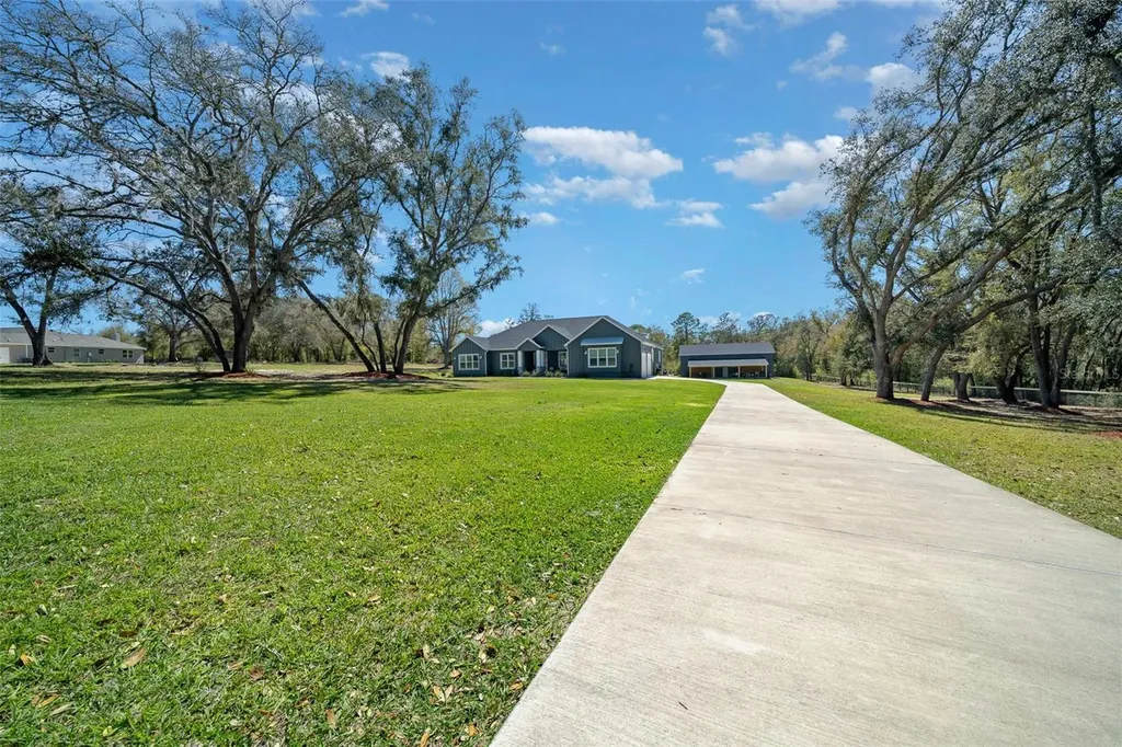11707 SE 101st Court Road Belleview FL 34420