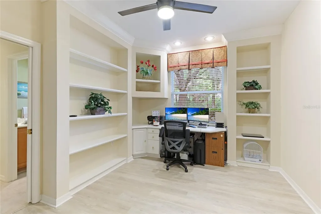6103 Aviary Court Bradenton FL 34203