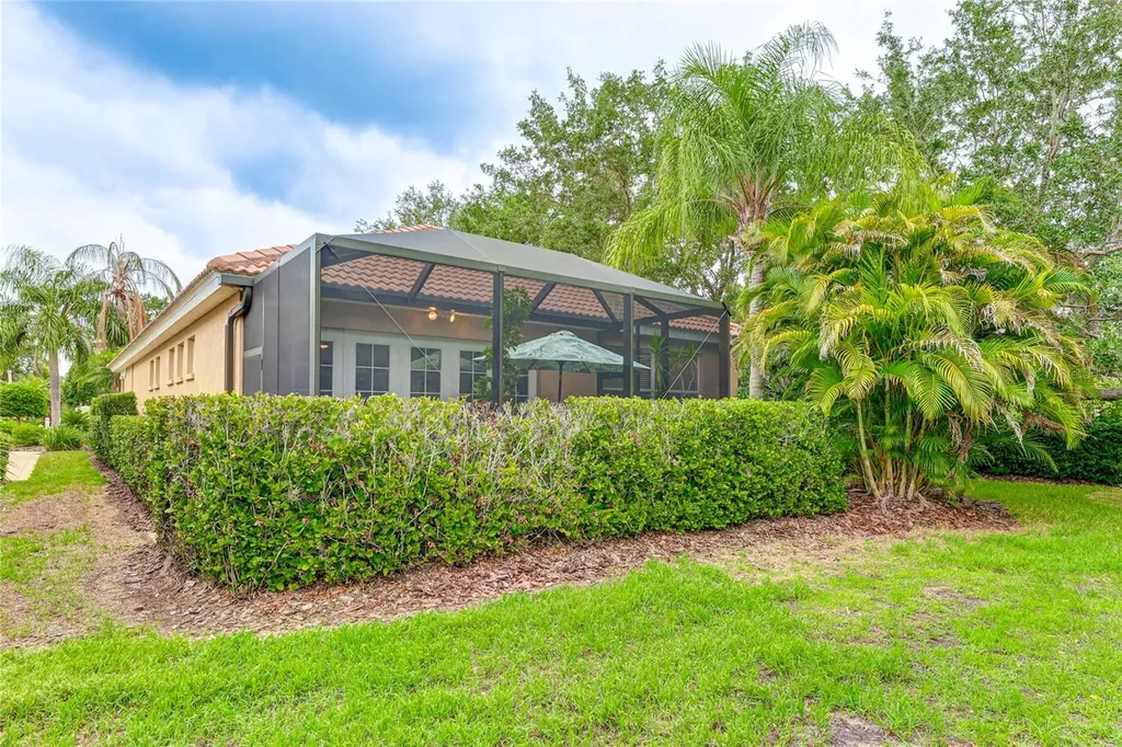 6103 Aviary Court Bradenton FL 34203