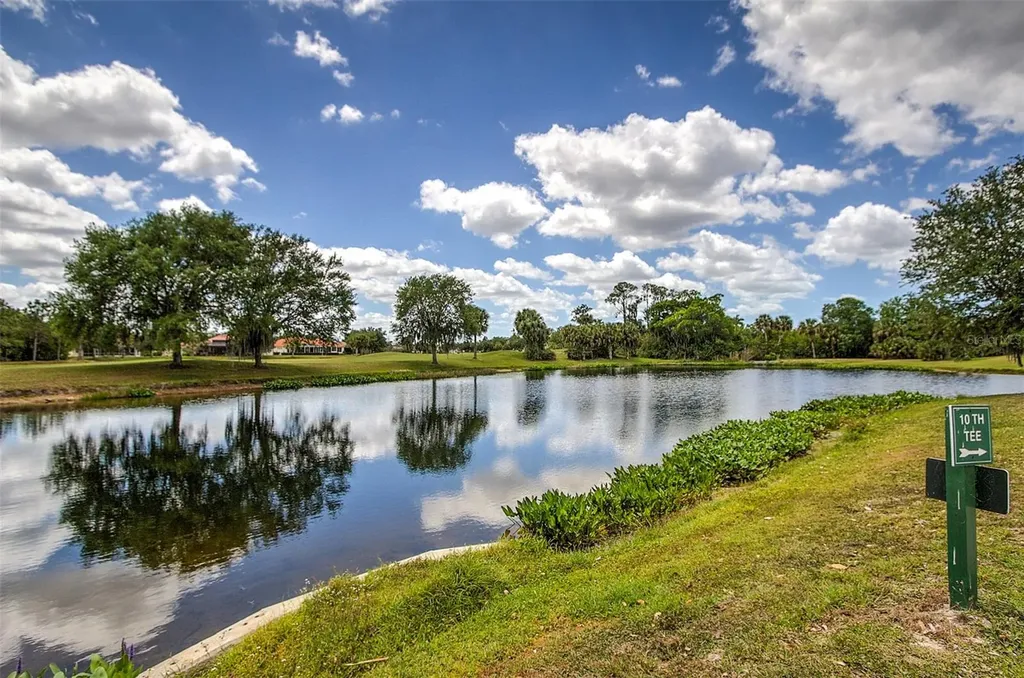 6103 Aviary Court Bradenton FL 34203