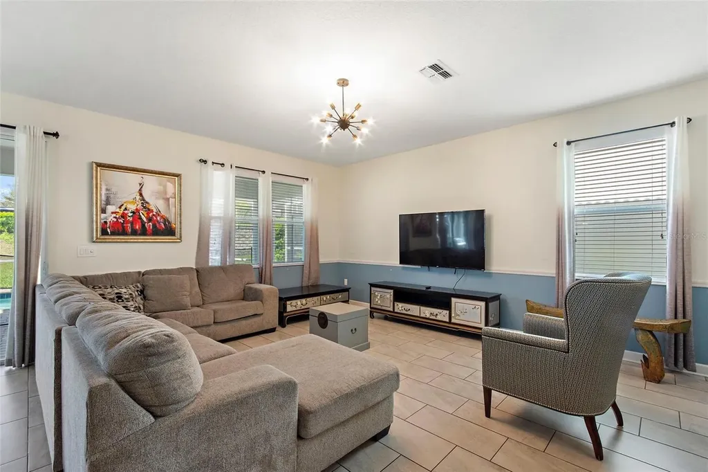 1524 Flange Drive Davenport FL 33896